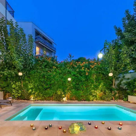 Razi 1935 Villa Loutráki