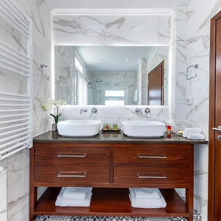 Razi 1935 * Loutráki