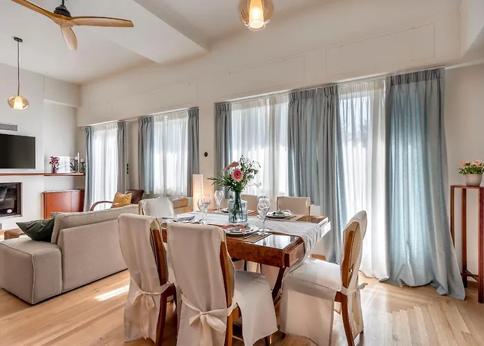 Willa Razi 1935 Loutráki