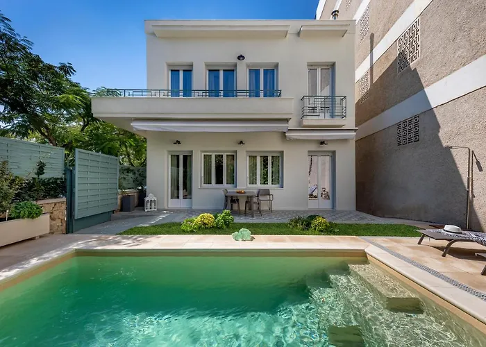 Razi 1935 Villa Loutráki